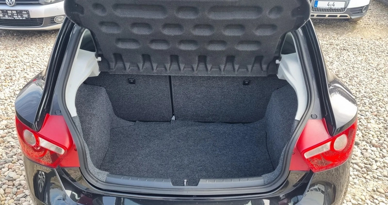Seat Ibiza cena 26000 przebieg: 212000, rok produkcji 2010 z Tłuszcz małe 137